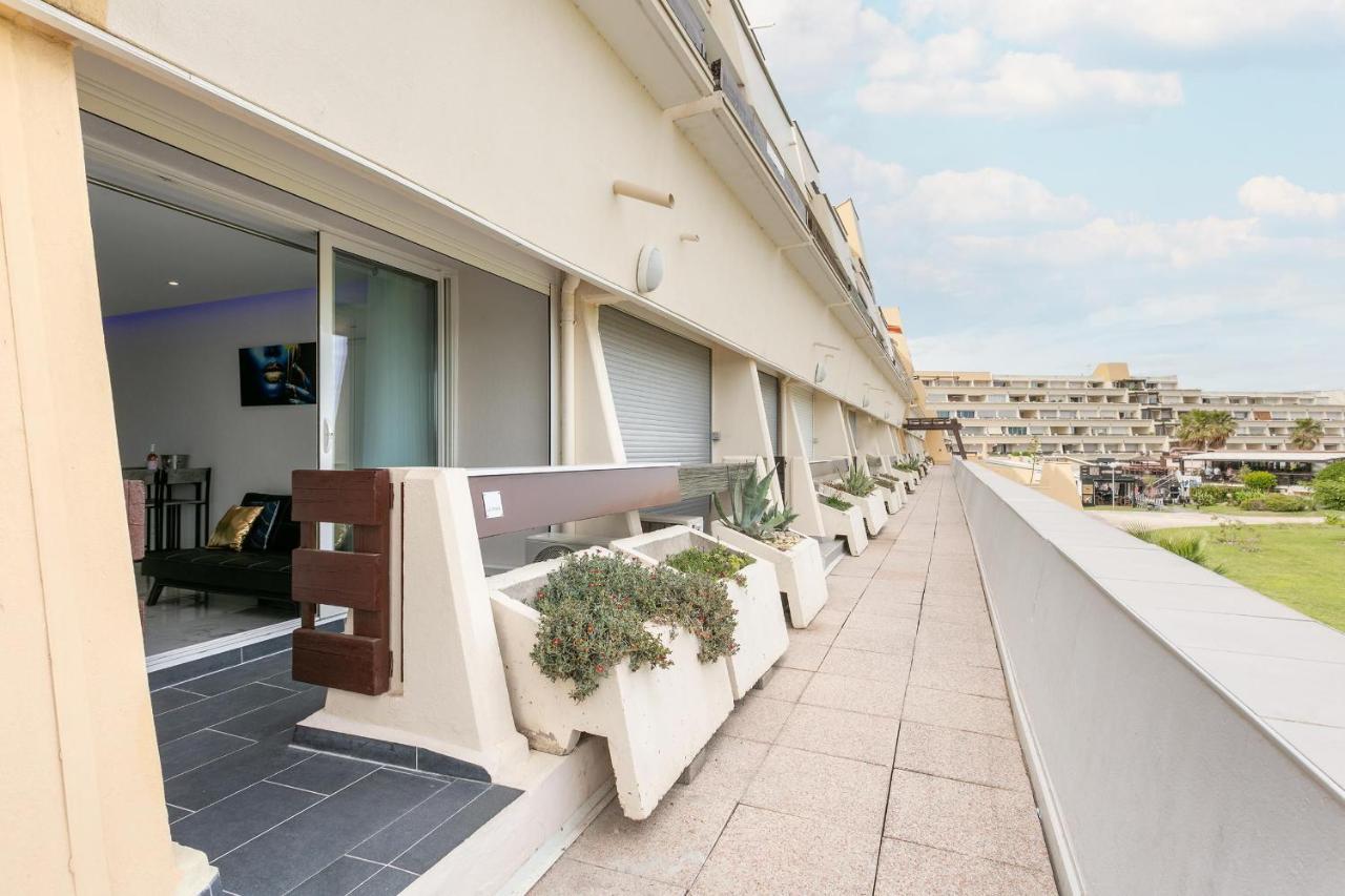 אגדה Village Naturiste R4N - Le Wallis Port Nature Coursive מראה חיצוני תמונה